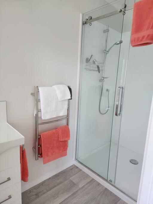 Luxury Self Contained Apartment بومباي المظهر الخارجي الصورة
